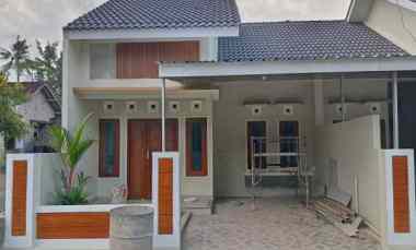 Rumah Dijual di Pasar sidorejo