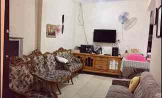 Rumah Siap Huni Dijual dalam Perumahan di Karangtengah