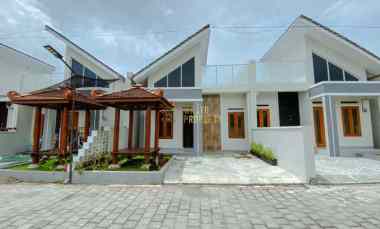 Rumah Siap Huni Dp 0 di Selomartani Kalasan