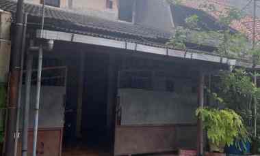 Rumah Siap Huni Dua Lantai di Majapahit Semarang