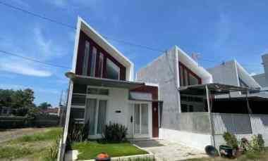 Rumah Siap Huni Lokasi dekat Bandara Pakis Malang