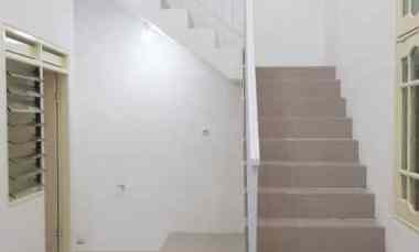 Rumah Siap Huni, Nirwana Eksekutif, Row Jalan 3 Mobil