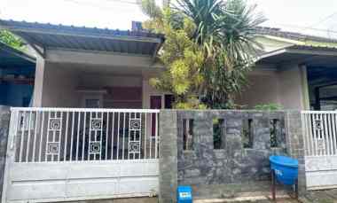 Rumah Dijual di Taman permata