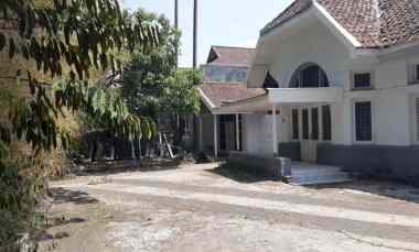 Rumah Strategis Tirtayasa Dago Bandung
