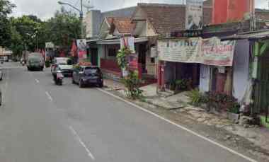Rumah Dijual di Jl Merak Salatiga