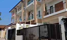 Rumah Baru Minimalis dekat Btc Pasteur