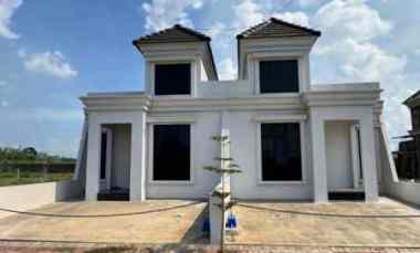 rumah sultan minimalis modern lokasi kepanjen malang
