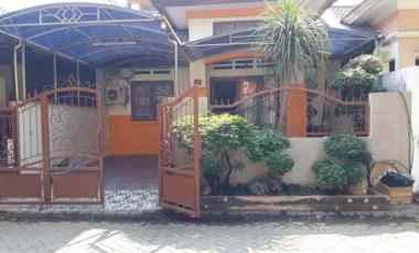 rumah surabaya dijual