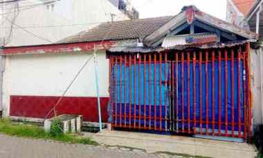 Rumah Sutorejo Timur Hitung Tanah Bekas Gudang
