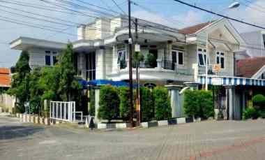 Rumah Sutorejo Timur Row Jalan 4 Mobil Strategis