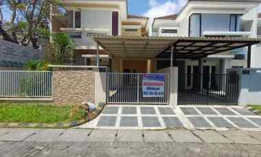 Rumah Taman Rivera Regency