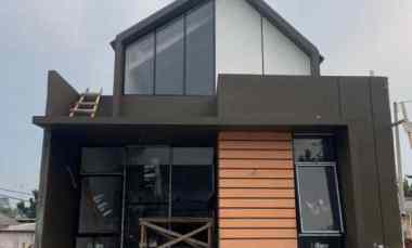 Rumah Tampilan Modern Nyaman dan Strategis