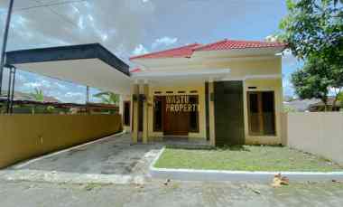 Rumah Tanah 135 m2, 9 menit ke Kampus Upn Jogja