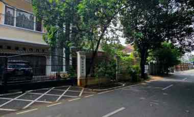 rumah tanah luas akses lebar di pondok kelapa