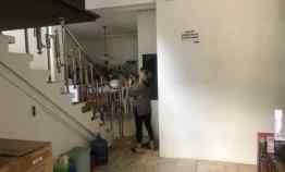 Dijual Rumah Kost Active Income di Tanjung Duren Harga Ok