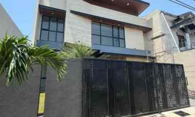 Rumah Tengah Kota Kompleks Elite Kertajaya Indah Timur