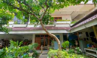 rumah tenggilis 2 1 2 lantai 5 menit ke ubaya surabaya