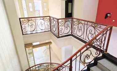 Rumah Tenggilis Utara 2 Lantai Siap Huni