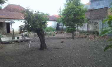 Rumah Tepi Jalan Warung Dowo Pasuruan