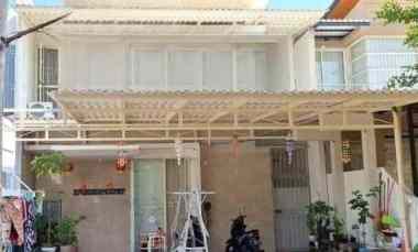 Rumah The Royal Park Residence. Gunung Anyar, Rungkut