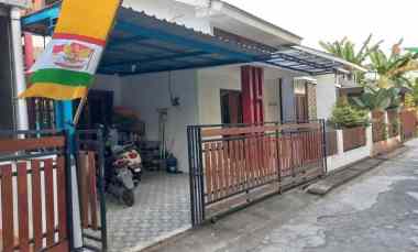Rumah Turun Harga dekat Pasar Sleman