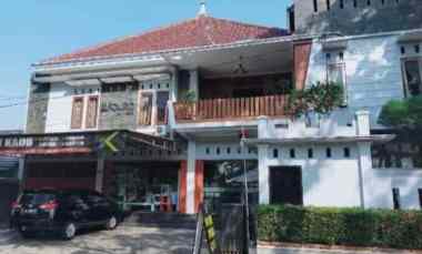 Rumah Usaha dan Gudang