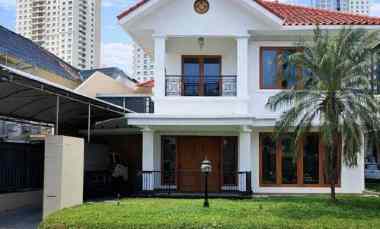 Rumah Villa Bukit Regency, Pakuwon Indah