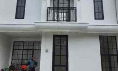 Rumah Villa dekat Wisata BNS Kota Wisata Batu