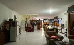 Turun Harga Rumah Siap Huni di Villa Gading Indah Nego