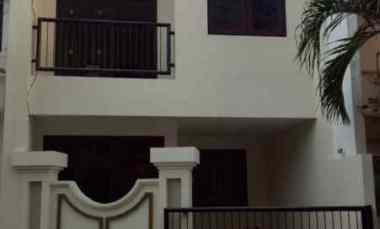 Rumah Villa Kalijudan Indah Strategis, Hadap Utara