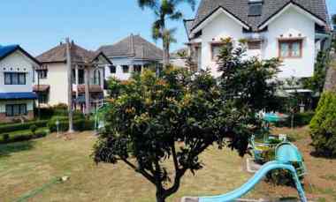 Rumah Villa Kusuma Agro Batu Malang Strategis LLZ