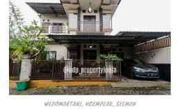 Rumah Mewah Minimalis Modern di Wedomartani Sleman Kawasan Emas Jogja