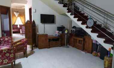 rumah wisma permai barat surabaya row jalan 4 mobil