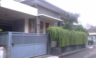 Sale Rumah Nyaman Besar Kawasan Elit Turangga Lengkong