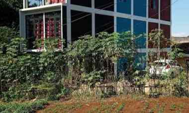 sewa rumah 2 lantai 3 kamar dekat pasar dago