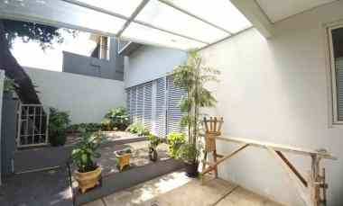 Sewa Rumah Kebayoran Baru