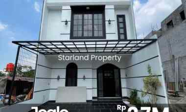 Siap Huni Rumah Mewah 3 Lantai Harga 2,7 M di Joglo