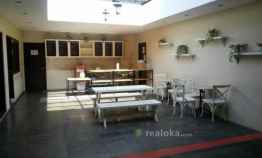 Rumah Usaha Cocok untuk Cafe ,  Retail,  Butik,  ,  Kantor dll @ Sayap Dago Bandung  