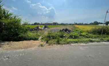 Tanah 1 Jutaan Ditimur Pasar Godean Tepi Aspal