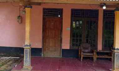 Tanah 1015m Bonus 2 Rumah Mojogedang Karanganyar