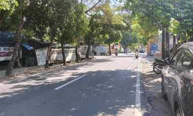 Tanah dan Bekas Toko Lamper Tengah Raya