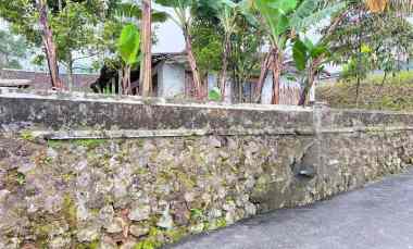 Tanah Datar 913m Kawasan Wisata Kemuning, Karanganyar