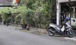 Radio dalam Miliki Tanah di Jakarta Selatan