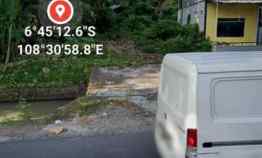 Tanah Pingir Jalan di Talun Cirebon