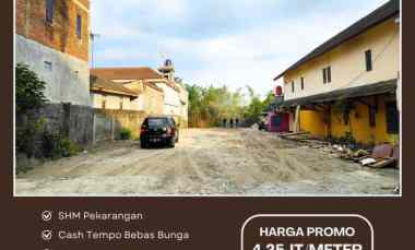 Tanah Kavling Strategis 150 meter dari Jakal km 13