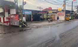 Rumah Second Tanah Luas 6 Kios Murah Kramat Jati Jaktim