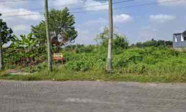 Tanah Market Bagus Depan Taman Anggrek