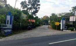 Tanah Datar dekat Kantor Pertanian Mojogedang Karanganyar