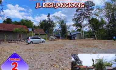 Tanah Shm Pekarangan di Utara jl. Besi - Jangkang