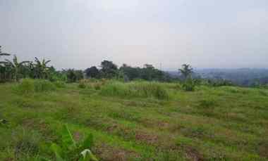 Tanah yang Bernuansa Asri di Kaki Gunung Salak